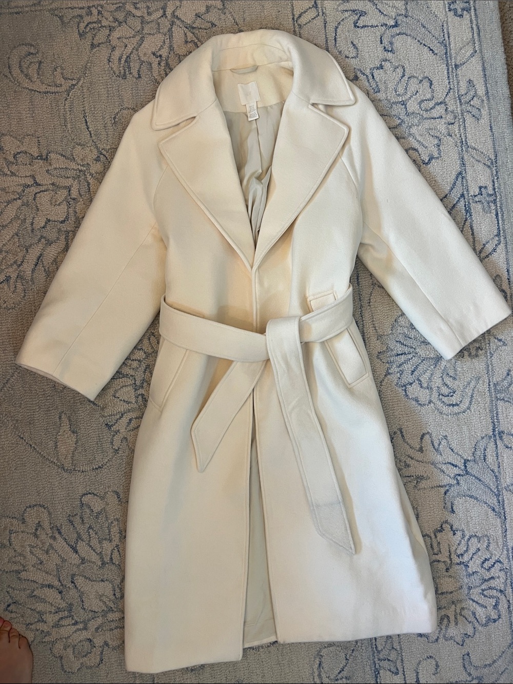 Women's H&M Cream Belted Faux Wool Coat -
